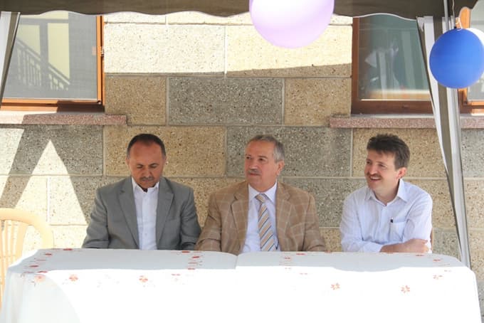 Camiler çocuk sesleriyle şenleniyor