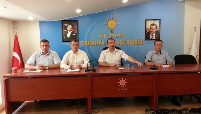 Son bir ayda 4 bin kişi AK Parti'ye katıldı