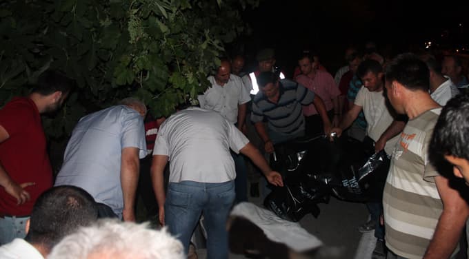 Çarptığı adamı kaza yerinde bırakıp kaçtı