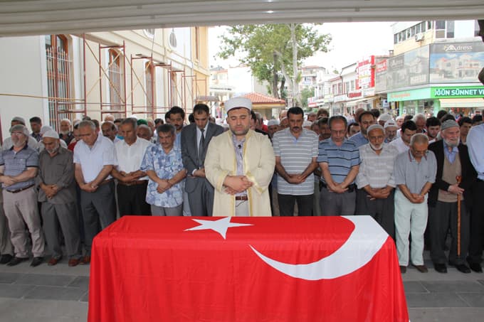 Şehit edilen Türkmenler için gıyabi cenaze namazı