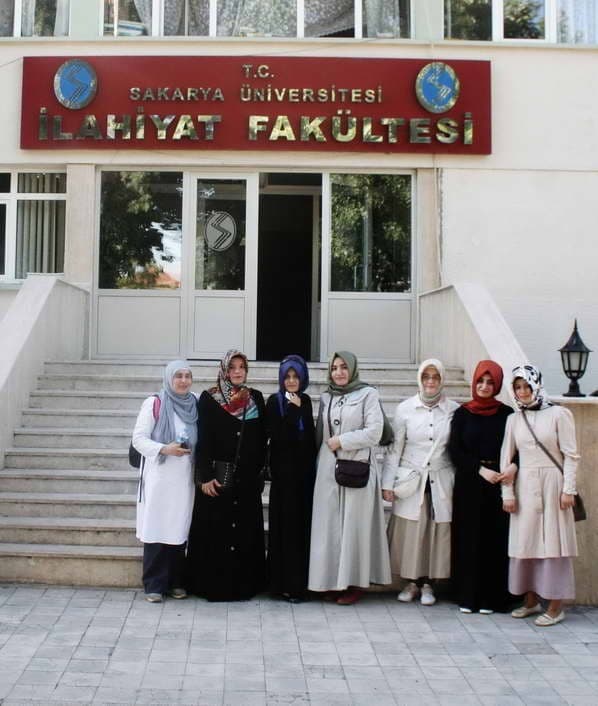 İlahiyat Fakültesi öğrencileri Ürdün'e gitti