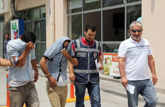 Sakarya'da 25 kilo toz esrar ele geçirildi
