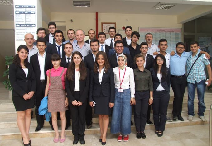 Türkiye öğrenci meclis başkanları Sakarya'da toplandı