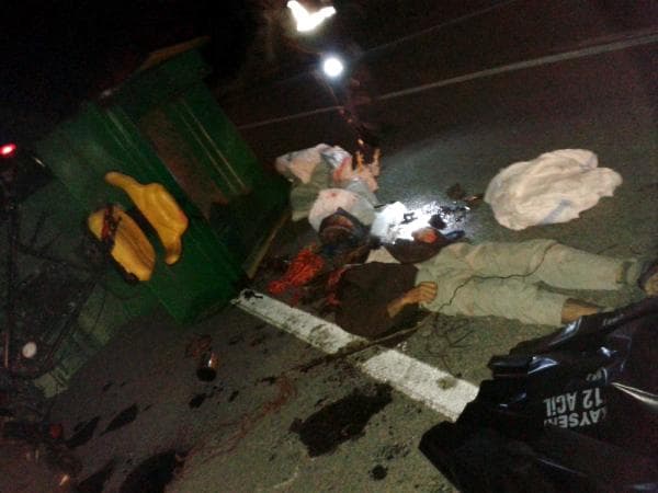 İşçileri taşıyan tarım aracı devrildi: 1 ölü, 5 yaralı