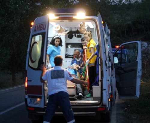 Kaynarca'da trafik kazası: 2 yaralı
