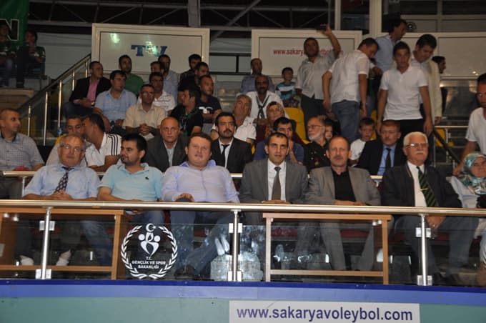 Sakaryaspor'un Dayanışma Gecesi'ne yoğun ilgi