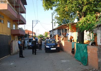 Hırsızlık Çetesi, Çalıntı Paralarla Alem Yapmış