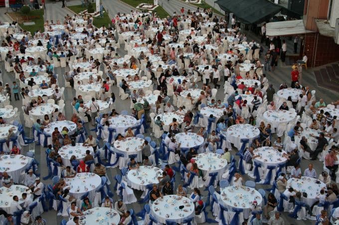 Adapazarı'nda mahalle iftarları ve şenlikler başlıyor