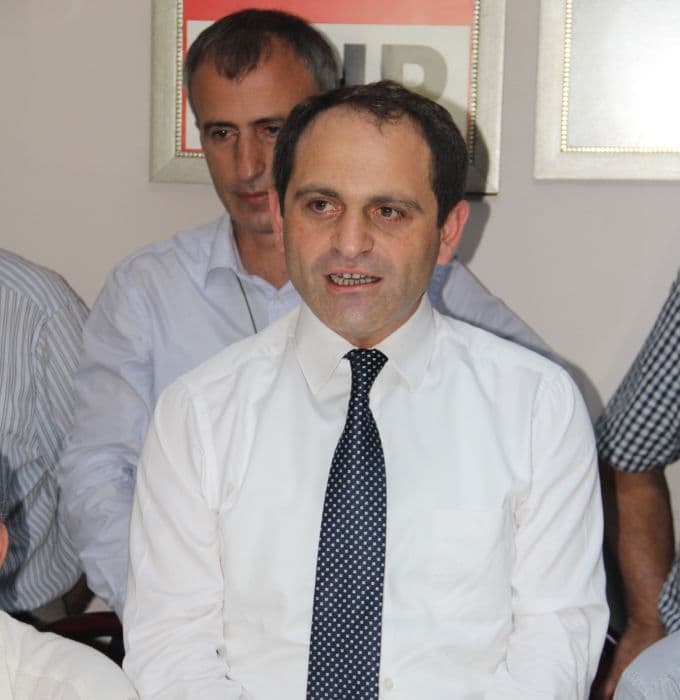 Ecevit Keleş, Büyükşehir için aday adaylığını açıkladı