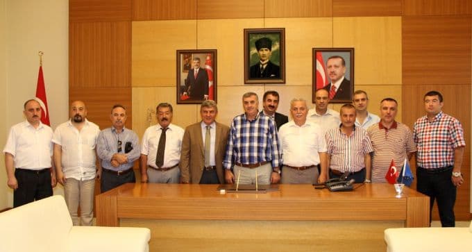 Sakaryaspor'un yeni yönetimi destek turunda
