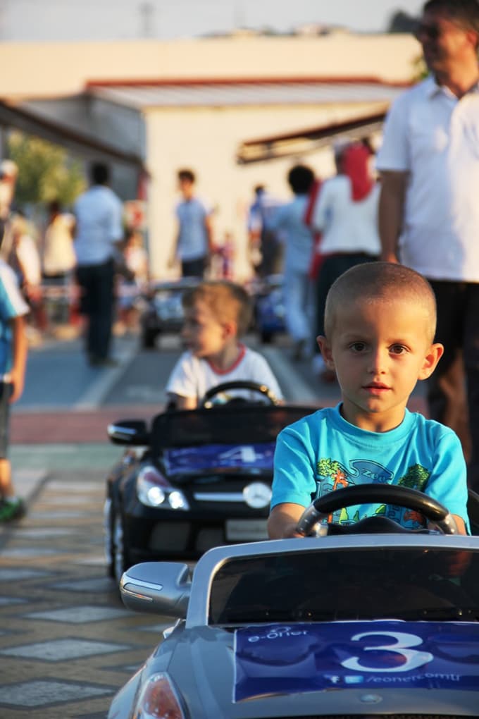 Miniklerden off-roadcılara gözdağı