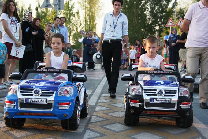 Miniklerden off-roadcılara gözdağı