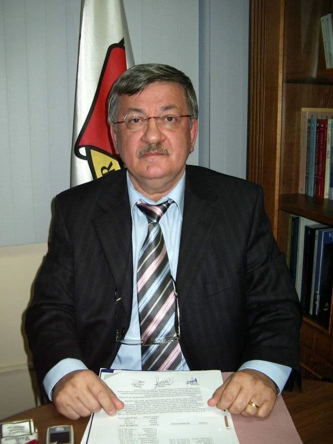 Necdet Güngörsün mezarı başında anılacak