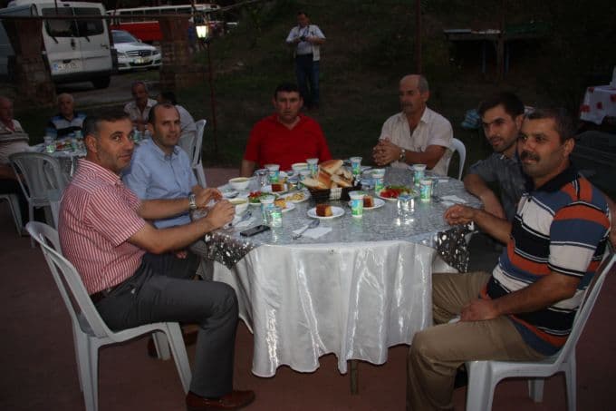 AK Parti Ferizli İlçe Teşkilatı iftarda buluştu