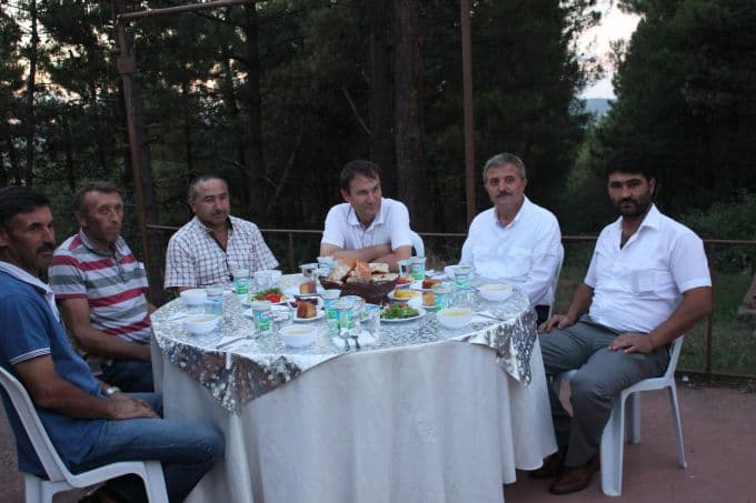 AK Parti Ferizli İlçe Teşkilatı iftarda buluştu