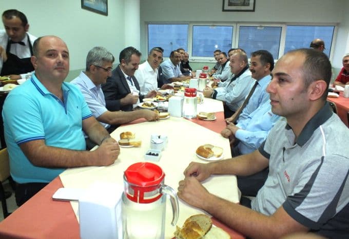Dişli ve Saraç, Toyota'daki iftar yemeğine katıldı