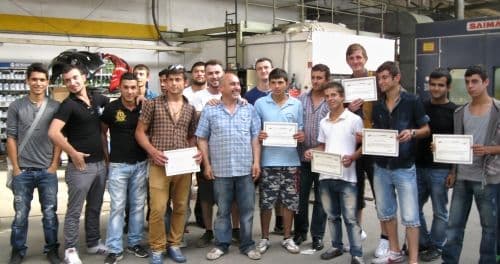 Öğrenciler, Almanya'da bir ay otomotiv eğitimi aldılar