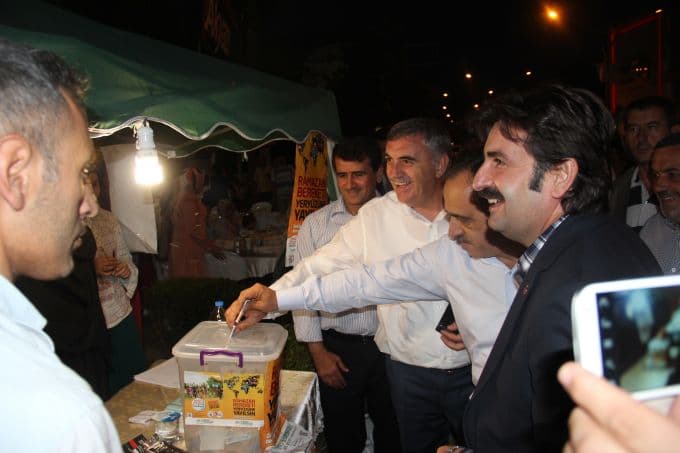 Akyazı'da halk iftarına rekor katılım
