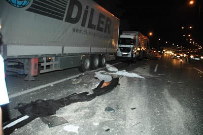 TEM'de Trafik Kazası: 2 Ölü 