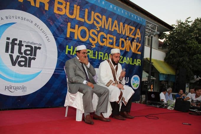 Ferizli'de binlerce insan aynı sofrada buluştu