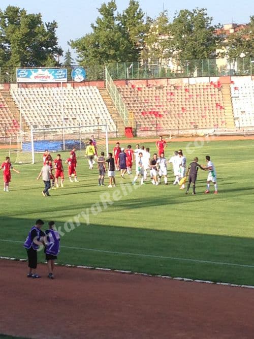 Sakaryaspor-Maltepespor maçında ilginç olay