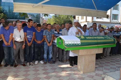 Taş ocağında patlama: 2 işçiden 1'i kayıp, 1'i yaralı