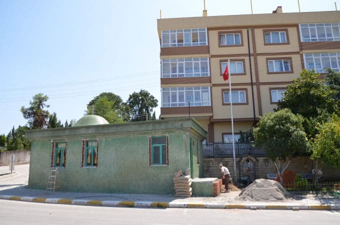 Sakar Baba Türbesi restore ediliyor