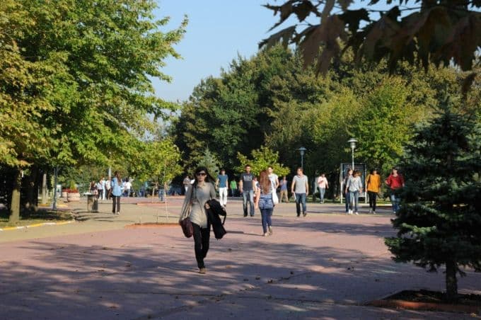 İşte SAÜ'ye en çok öğrenci gönderen il
