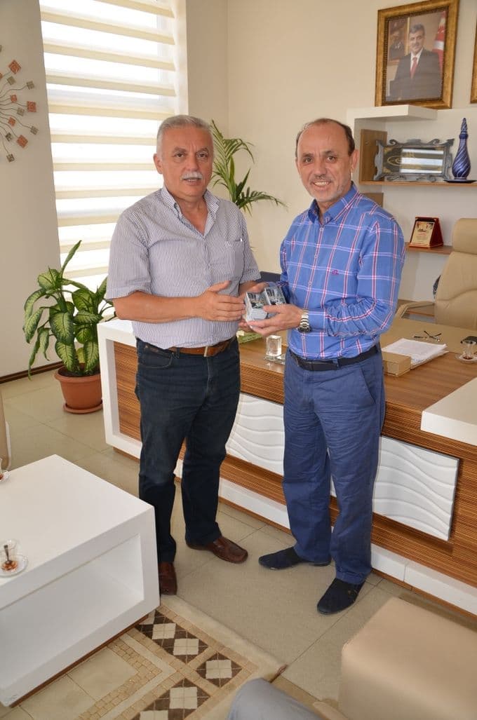 Cavit Öztürk'ten Sakaryaspor'a kombine desteği