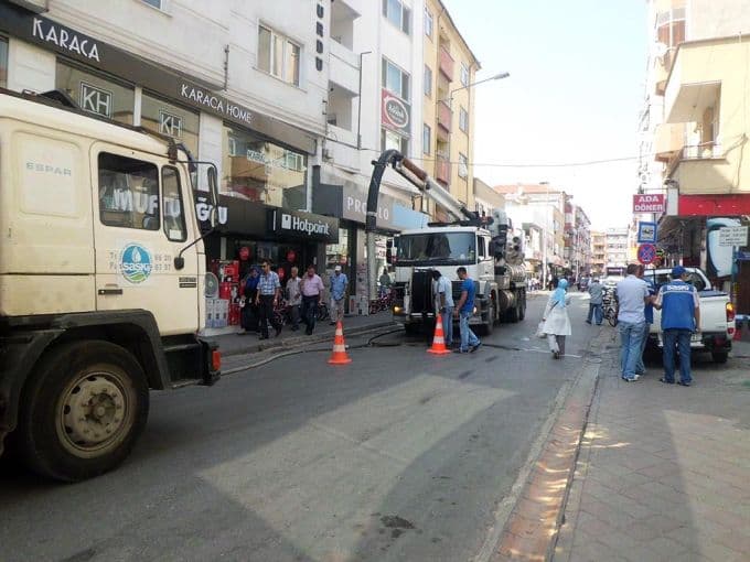 Şehir Merkezi'nin altyapısı temizleniyor