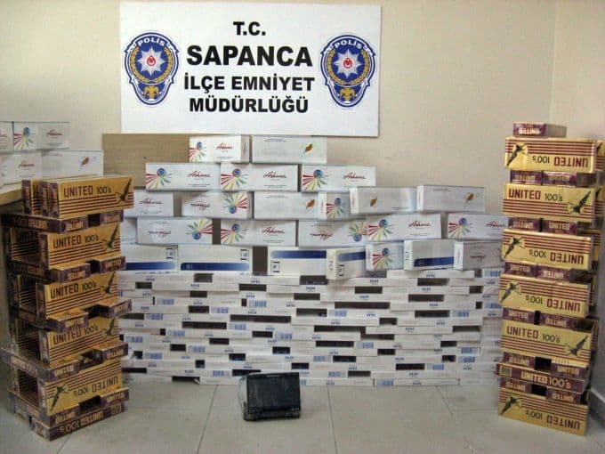 Sapanca'da 2 bin paket kaçak sigara ele geçirildi