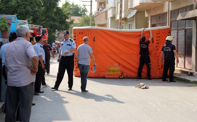 İntihar girişiminde bulundu, polis zor ikna etti