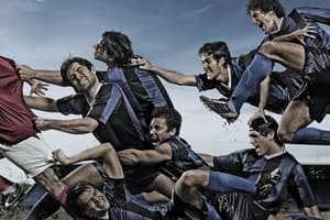 <font face="arial,helvetica,sans-serif" size="2"><font size="3"><strong>Spor komplexi (Birlikte Şekillendireceğiz)<br /></strong></font><br />B&uuml;nyesinde futbol, basketbol, tenis, ok&ccedil;uluk, yama&ccedil; paraş&uuml;t&uuml;, y&uuml;r&uuml;y&uuml;ş ve koşu parkurları, dinlenme ve sosyal yaşam alanları barındıran bir komplex ve &uuml;niversite işbirliğiyle kurulacak spor kul&uuml;plerinden yararlanma imkanı (Yelken, k&uuml;rek v.b.), ilimizdeki olimpik y&uuml;zme havuzumuzdan da faydalanmanız sağlanacaktır.<br /><br /></font>