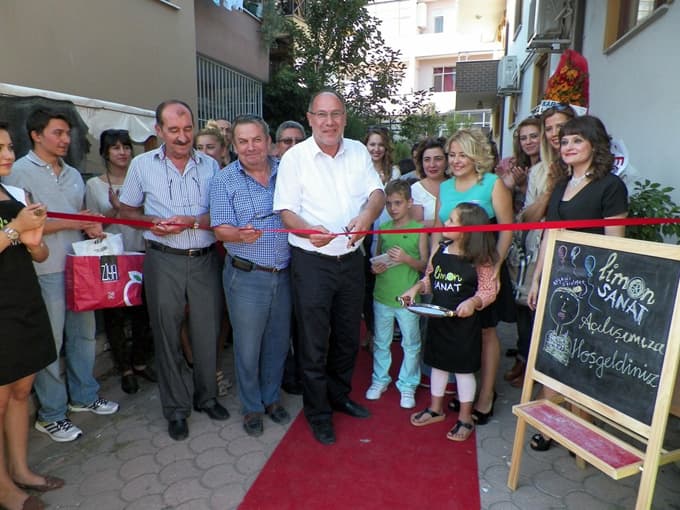 Limon Sanat Atölyeleri hizmete açıldı