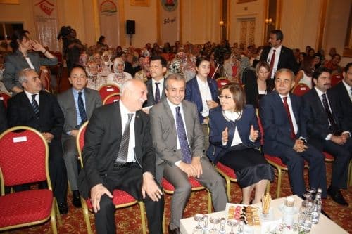 Bakan Mehdi Eker ve Fatma Şahin Sakarya'da
