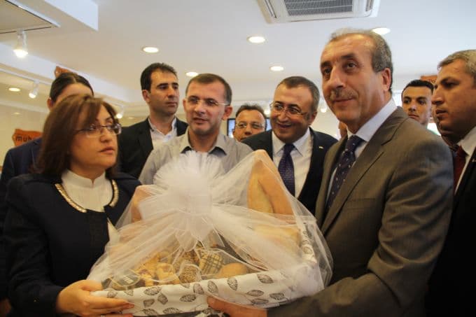 Bakan Eker alkol düzenlemesi ile ilgili ne söyledi?