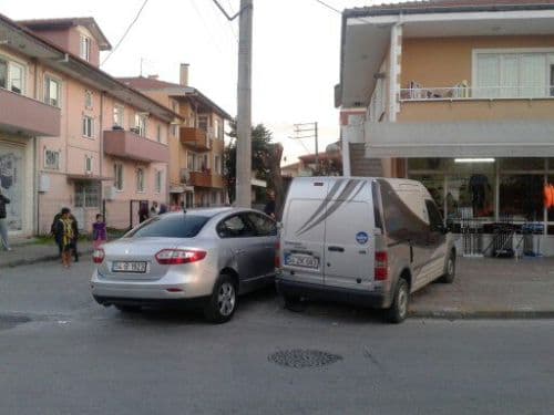 Panelvanla otomobil çarpıştı: 1 yaralı
