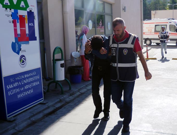 Uyuşturucu kuryesi yakalandı