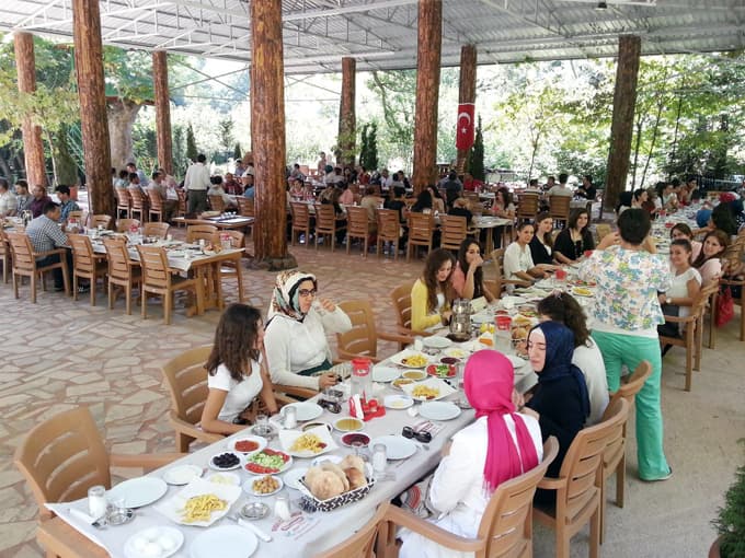 Başkan Yazıcı, yeni atanan öğretmenlere Akyazı'yı tanıttı