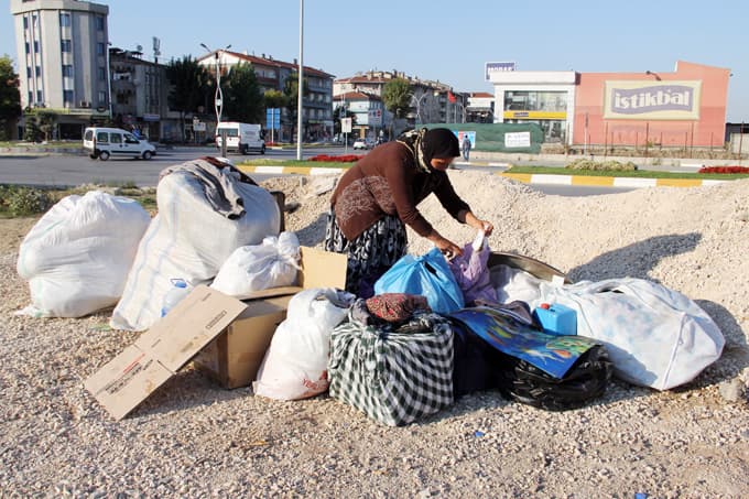 Sokakta kalan ailenin yaşam savaşı