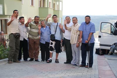 21 Filistinli Yaralı Memleketine Uğurlandı