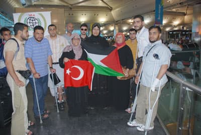 21 Filistinli Yaralı Memleketine Uğurlandı