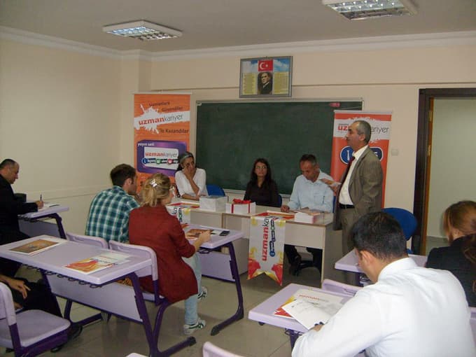 Uzman Kariyer'de Kariyer ve Fırsat günleri başlıyor!