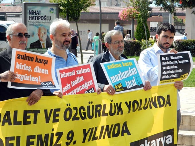 "Okullar yasak baskıyla açıldı!"