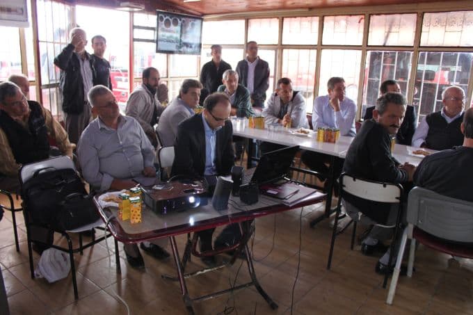 İşte dolmuş duraklarındaki yeni uygulamalar