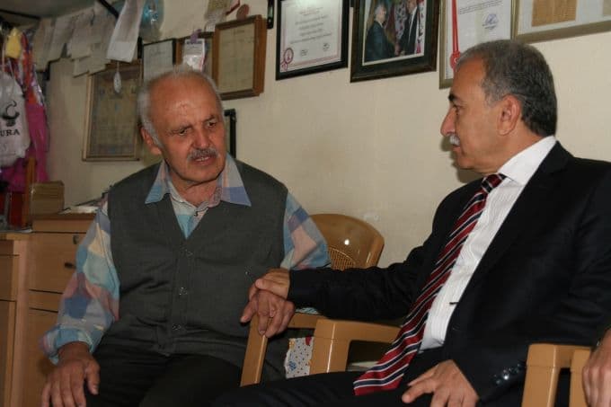 Yorganlarını tablo gibi işliyor