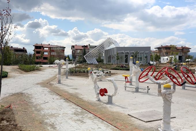 Serdivan Beşköprü Park'ta çalışmalar tamamlanıyor