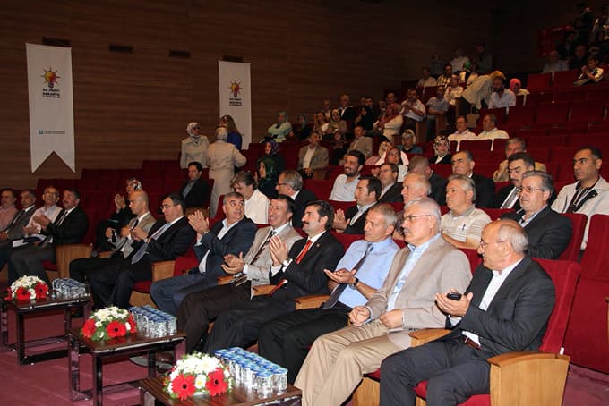 Toçoğlu'nun bu sözleri meclise damgasını vurdu!