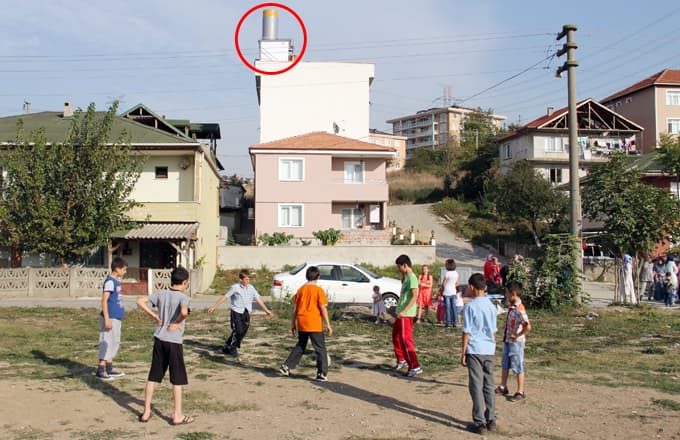 Evin çatısında baz istasyonu!