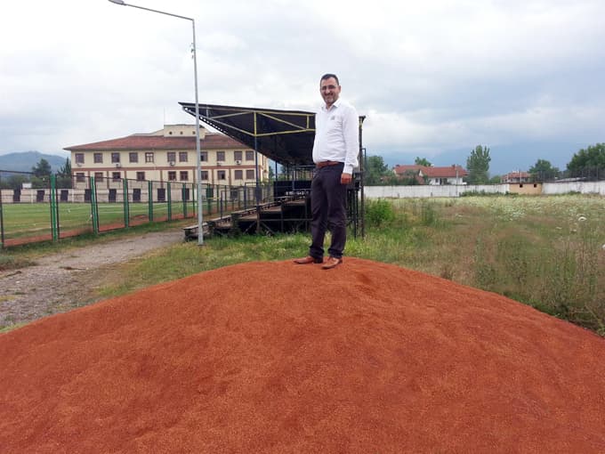 Akyazı Stadı'nda büyük değişiklik